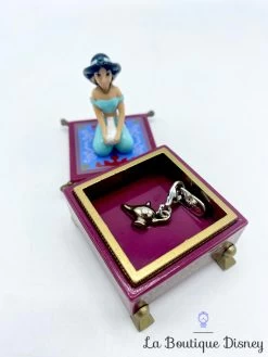Boite Bijoux Jasmine Aladdin Disney Vintage Pendentif Charm Tapis Volant 7 Cm -Poupées Soldes boite bijoux jasmine aladdin disney vintage pendentif tapis volant 8