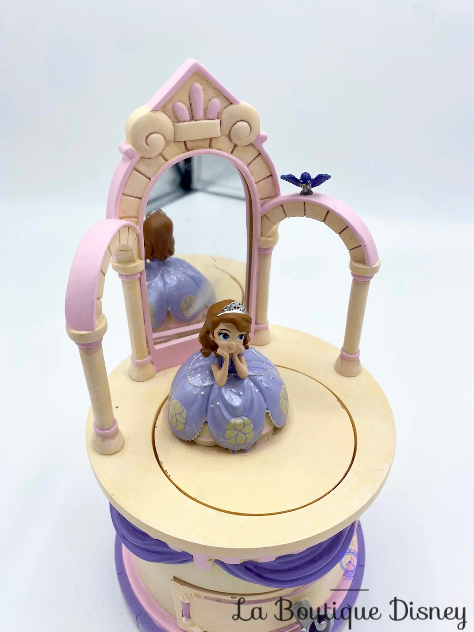 Boite à Bijoux Princesse Sofia Disney Store Résine Oiseau Miroir Violet 4 Boite à Bijoux Princesse Sofia Disney Store Résine Oiseau Miroir Violet – Image 2