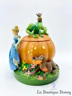Boite Résine Cendrillon Disney Vintage Citrouille Fée Marraine Pataud 12 Boite Résine Cendrillon Disney Vintage Citrouille Fée Marraine Pataud -Poupées Soldes boite resine cendrillon citrouille disney box vintage dent 0