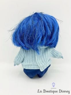 Figurine Tristesse Vice Versa Disney Store Poupée Parlante De Luxe Sadness Interactive Plastique Bleu 7 Figurine Tristesse Vice Versa Disney Store Poupée Parlante De Luxe Sadness Interactive Plastique Bleu -Poupées Soldes figurine parlante tristesse vice versa disney store deluxe lumineuse 4
