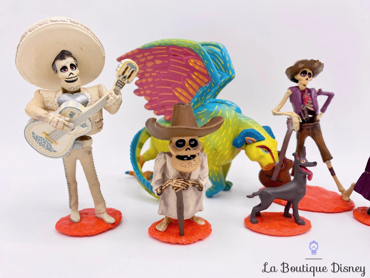 Figurines De Luxe Playset Coco Disney Store Miguel Dante Hector Ernesto Imelda Pepita 4 Figurines De Luxe Playset Coco Disney Store Miguel Dante Hector Ernesto Imelda Pepita – Image 2