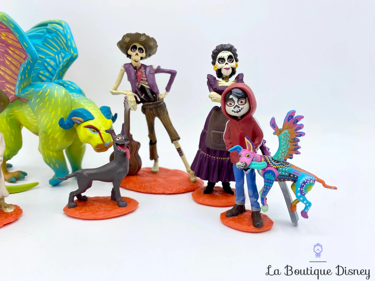 Figurines De Luxe Playset Coco Disney Store Miguel Dante Hector Ernesto Imelda Pepita 5 Figurines De Luxe Playset Coco Disney Store Miguel Dante Hector Ernesto Imelda Pepita – Image 3