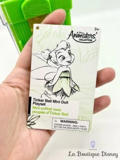 Ensemble De Jeu Coffret Mini Poupée Fée Clochette Animators Collection Disney Store Pop Up Environnement Valise 11 Ensemble De Jeu Coffret Mini Poupée Fée Clochette Animators Collection Disney Store Pop Up Environnement Valise -Poupées Soldes jouet coffret mini poupee fee clochette animators collection disney store valise vert pop up 6