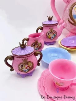 Jouet Dinette Princesses Théière Disney Store Plastique Rose -Poupées Soldes jouet dinette theiere princesses disney store rose plastique 8