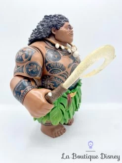 Jouet Figurine Musicale Maui En Vedette Disney Store 2017 Vaiana Demi Dieu Hameçon Interactif 31 Cm -Poupées Soldes jouet grande figurine maui interactive disney store vaiana musicale parlante 3