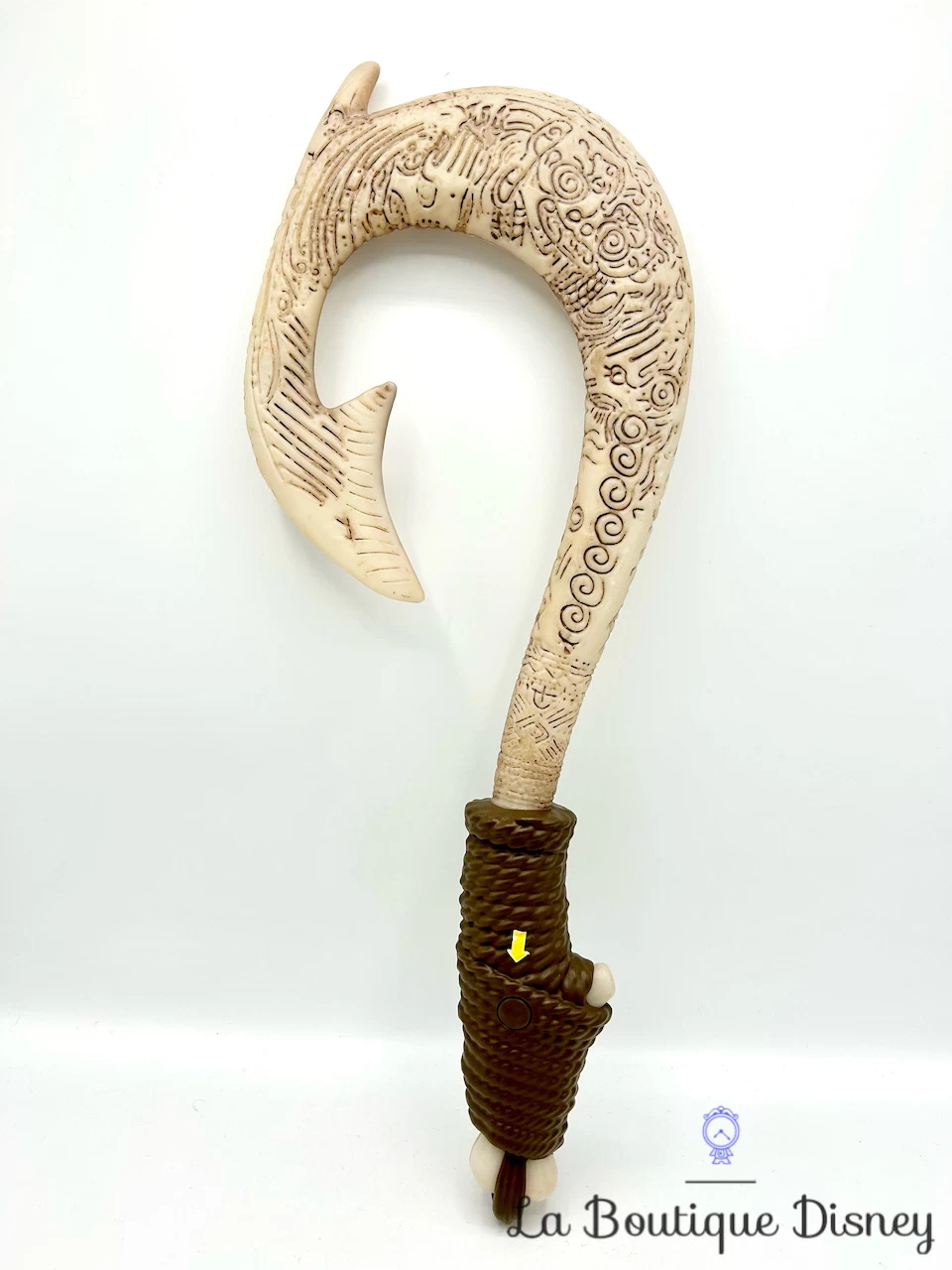 Jouet Hameçon Maui Lumineux Sonore Disney Store 2017 Vaiana La Légende Du Bout Du Monde 3 Jouet Hameçon Maui Lumineux Sonore Disney Store 2017 Vaiana La Légende Du Bout Du Monde