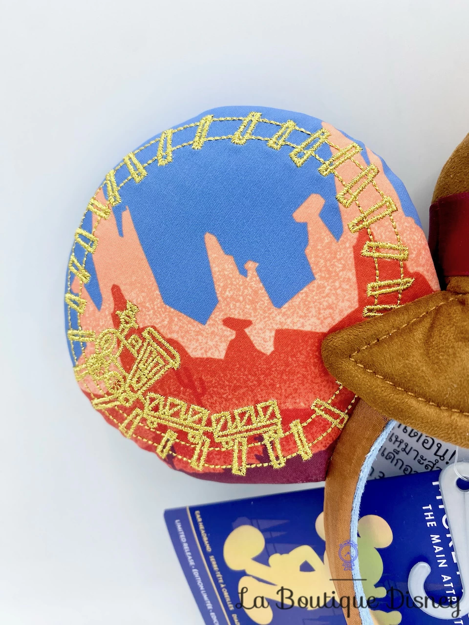 Serre Tête Oreilles Mickey Mouse The Main Attraction Série 9 Big Thunder Moutain Railroad Disney Store Ears Édition Limitée 4 Serre Tête Oreilles Mickey Mouse The Main Attraction Série 9 Big Thunder Moutain Railroad Disney Store Ears Édition Limitée – Image 2