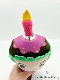 Peluche Adele Machandelle Les Mondes Ralph Disney Store 2012 Pilote Bougie 26 Cm 8 Peluche Adele Machandelle Les Mondes Ralph Disney Store 2012 Pilote Bougie 26 Cm -Poupées Soldes peluche adele machandelle les mondes de ralph disney store candlehead bougie vert rose 3