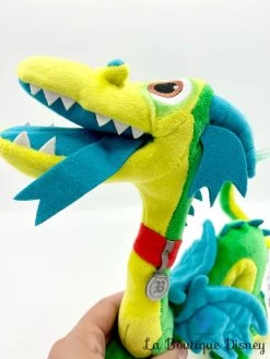 Peluche Blazey En Avant Disney Store 2019 Dragon Vert Bleu Jaune 32 Cm -Poupées Soldes peluche blazey dragon en avant disney store onward jaune vert 6
