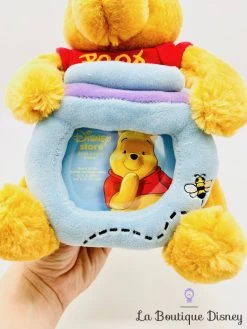 Peluche Cadre Winnie L'ourson Pot De Miel Disney Store Photo Bleu 24 Cm -Poupées Soldes peluche cadre winnie ourson disney store photo pot miel bleu pooh 5