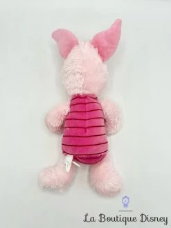 Peluche Porcinet Disney Store Cochon Rose Winnie L'ourson écusson 28 Cm -Poupées Soldes peluche porcinet disney store winnie ourson cochon rose ecusson 4