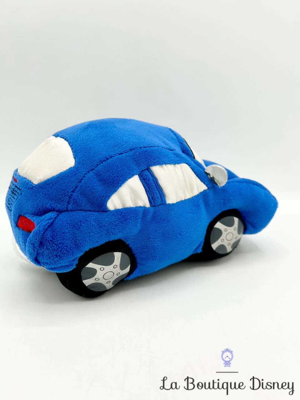 Peluche Sally Cars Disney Store Porsche Voiture Bleu 20 Cm 5 Peluche Sally Cars Disney Store Porsche Voiture Bleu 20 Cm – Image 3