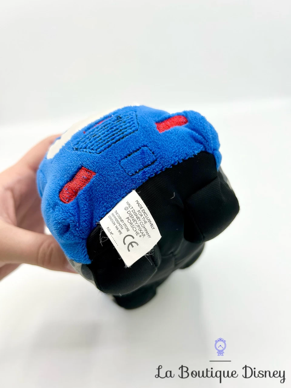 Peluche Sally Cars Disney Store Porsche Voiture Bleu 20 Cm 7 Peluche Sally Cars Disney Store Porsche Voiture Bleu 20 Cm – Image 5