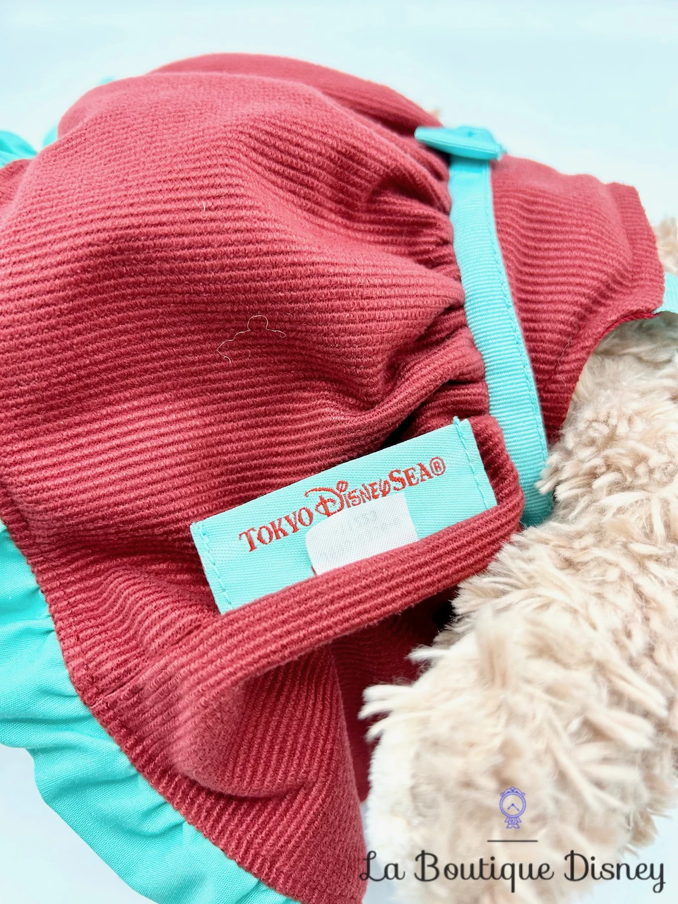 Peluche ShellieMay The Disney Bear Tokyo Disney Sea 2011 Japon Ours Robe Casquette 48 Cm 8 Peluche ShellieMay The Disney Bear Tokyo Disney Sea 2011 Japon Ours Robe Casquette 48 Cm – Image 6