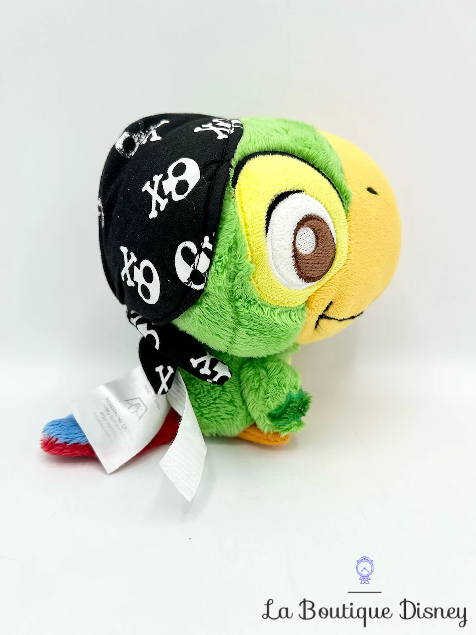 Peluche Skully Perroquet Jake Et Les Pirates Du Pays Imaginaire Disney Store Vert Bandana 17 Cm 4 Peluche Skully Perroquet Jake Et Les Pirates Du Pays Imaginaire Disney Store Vert Bandana 17 Cm – Image 2