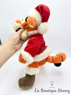 Peluche Tigrou Père Noël Disney Store Exclusive Winnie L'ourson Tigre Bonnet Chapeau Noël 40 Cm -Poupées Soldes peluche tigrou noel disney store exclusive winnie ourson tigre orange bonnet pere noel 1