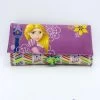 Pochette Raiponce Disney Store Porte Monnaie Rapunzel Violet Pascal 1 Pochette Raiponce Disney Store Porte Monnaie Rapunzel Violet Pascal -Poupées Soldes pochette raiponce disney store pascal violet porte monnaie portefeuille 0