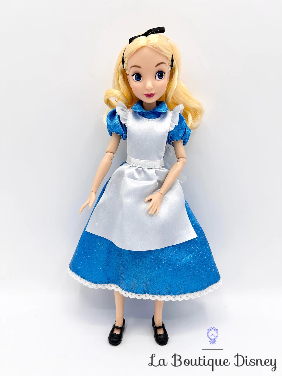 Poupée Alice Au Pays Des Merveilles Disney Store 2020 Mannequin Robe Bleu 28 Cm 3 Poupée Alice Au Pays Des Merveilles Disney Store 2020 Mannequin Robe Bleu 28 Cm