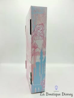 Poupées Soldes -Poupées Soldes poupee aurore la belle au bois dormant disney princess small world disney store mannequin 1