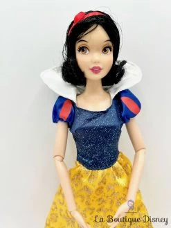 Poupée Blanche Neige Disney Store Princesse Mannequin Robe Souillon 30 Cm -Poupées Soldes poupee blanche neige et les sept nains disney store mannequin robe souillon 2