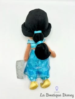 Poupée Chiffon Jasmine Disney Store 2023 ShopDisney Aladdin Peluche Princesse Bleu 38 Cm 9 Poupée Chiffon Jasmine Disney Store 2023 ShopDisney Aladdin Peluche Princesse Bleu 38 Cm -Poupées Soldes poupee chiffon jasmine recente new disney store aladdin peluche pricnesse 5