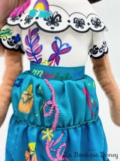 Poupée Chiffon Mirabel Madrigal Encanto Disney Store Peluche 48 Cm -Poupées Soldes poupee chiffon mirabel madrigal encanto disney store peluche 2