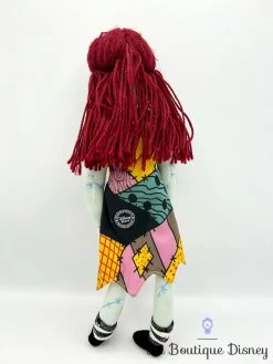 Poupée Chiffon Sally Disney Store Peluche L'étrange Noël De Mr Jack 50 Cm 8 Poupée Chiffon Sally Disney Store Peluche L'étrange Noël De Mr Jack 50 Cm -Poupées Soldes poupee chiffon sally disney store etrange noel mr jack ecusson peluche 7