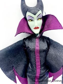 Poupée Maléfique Disney Store La Belle Au Bois Dormant Méchant Villains 7 Poupée Maléfique Disney Store La Belle Au Bois Dormant Méchant Villains -Poupées Soldes poupee malefique disney store la belle au bois dormant mechante villains 0