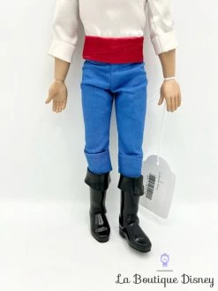 Poupée Prince Eric Disney Store La Petite Sirène Mannequin 32 Cm 8 Poupée Prince Eric Disney Store La Petite Sirène Mannequin 32 Cm -Poupées Soldes poupee prince eric disney store mannequin la petite sirene 1