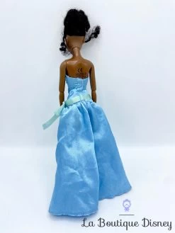Poupée Tiana La Princesse Et La Grenouille Disney Store Mannequin Robe Bleue 33 Cm -Poupées Soldes poupee tiana la princesse et la grenouille disney store robe bleu 2