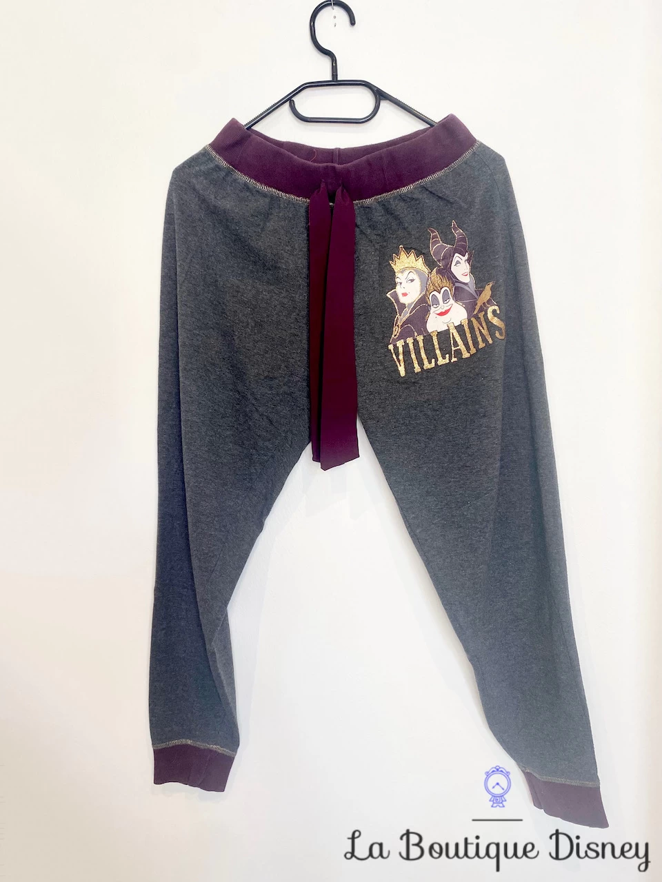 Pyjama Villains Disney Love To Lounge Taille S Bordeaux Gris Méchants 6 Pyjama Villains Disney Love To Lounge Taille S Bordeaux Gris Méchants – Image 4
