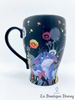 Tasse Bourriquet Fleurs Disney Store Mug Noir Winnie L'ourson âne Violet -Poupées Soldes tasse bourriquet fleurs disney store mug winnie ourson noir fleurs 1
