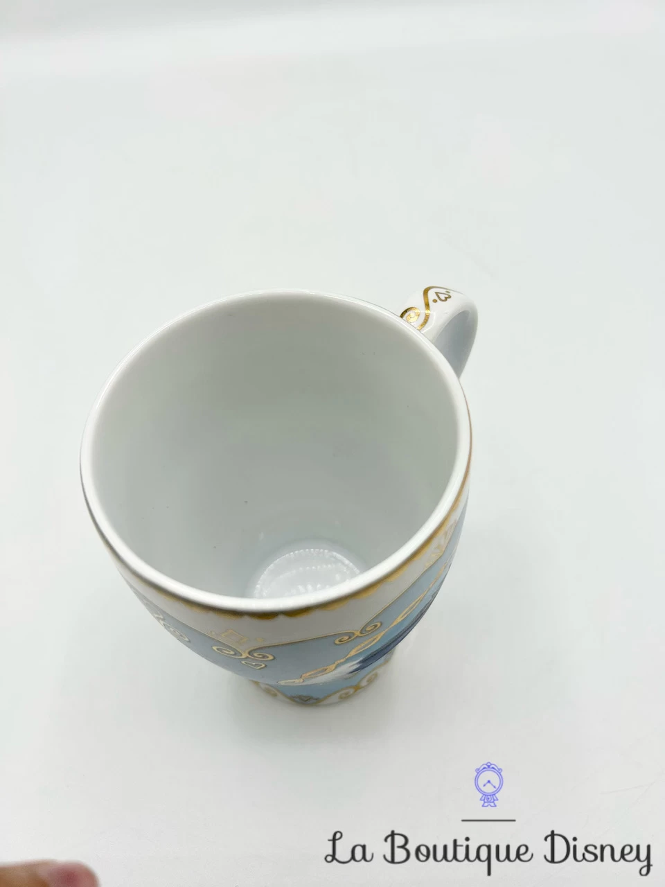 Tasse Bourriquet Nuages Disney Store Exclusive Mug Winnie L'ourson Blanc Or Doré 7 Tasse Bourriquet Nuages Disney Store Exclusive Mug Winnie L'ourson Blanc Or Doré – Image 5