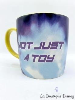 Tasse Buzz L'Éclair Not Just A Toy Disney Store Mug Jaune Toy Story Space Ranger 10 Tasse Buzz L'Éclair Not Just A Toy Disney Store Mug Jaune Toy Story Space Ranger -Poupées Soldes tasse buzz eclair not just a toy disney store mug toy story jaune 1