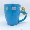 Tasse Winnie L'ourson Disney Store Mug Bleu Relief Oeuf Pâques -Poupées Soldes tasse winnie lourson disney store mug paques oeufs bleu relief 2