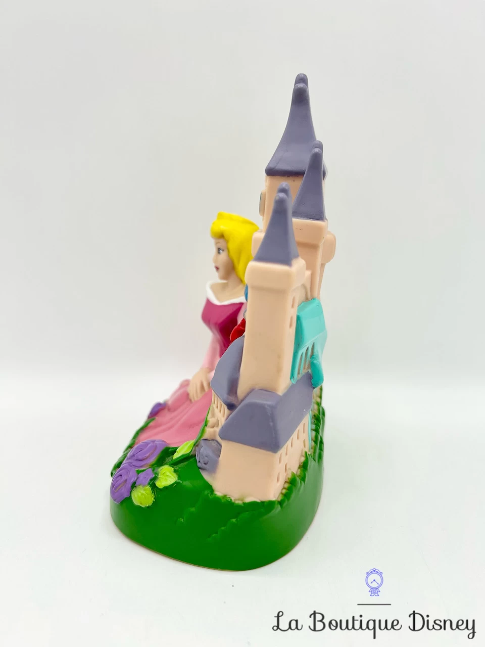 Tirelire Aurore La Belle Au Bois Dormant Disney Château Princesse Plastique 12 Cm 5 Tirelire Aurore La Belle Au Bois Dormant Disney Château Princesse Plastique 12 Cm – Image 3