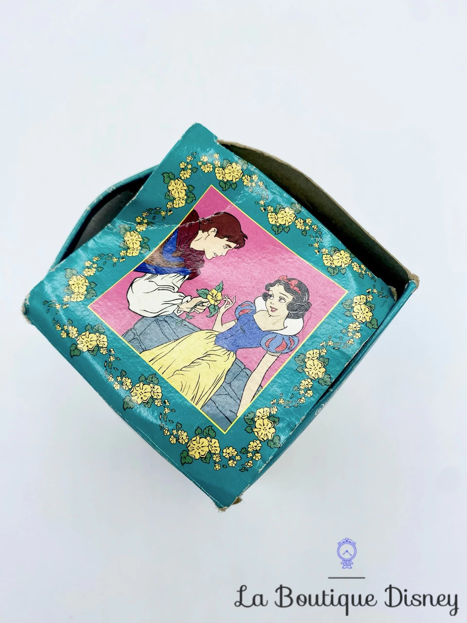 Verre Blanche Neige Et Les Sept Nains Walt Disney Les Grands Classiques Édition Limitée Burger King 1995 Vintage 6 Verre Blanche Neige Et Les Sept Nains Walt Disney Les Grands Classiques Édition Limitée Burger King 1995 Vintage – Image 4